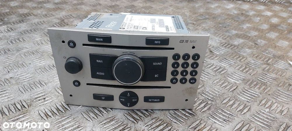 RADIO ODTWARZACZ + RAMKA OPEL ASTRA H 13262750 - 1