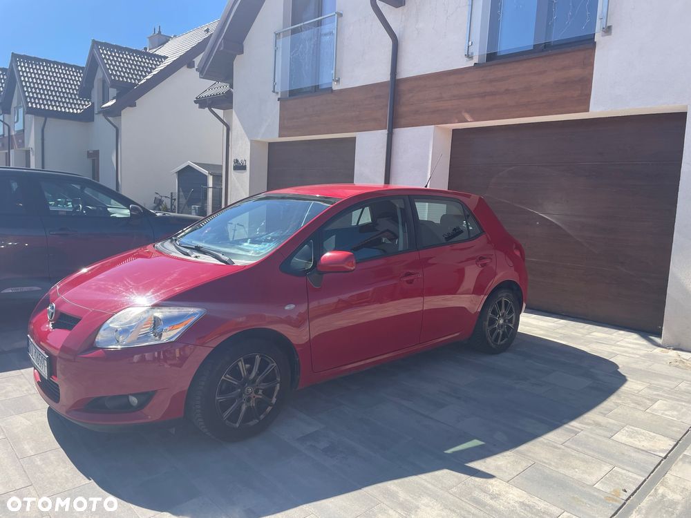Toyota Auris 1.6 Sol - 2