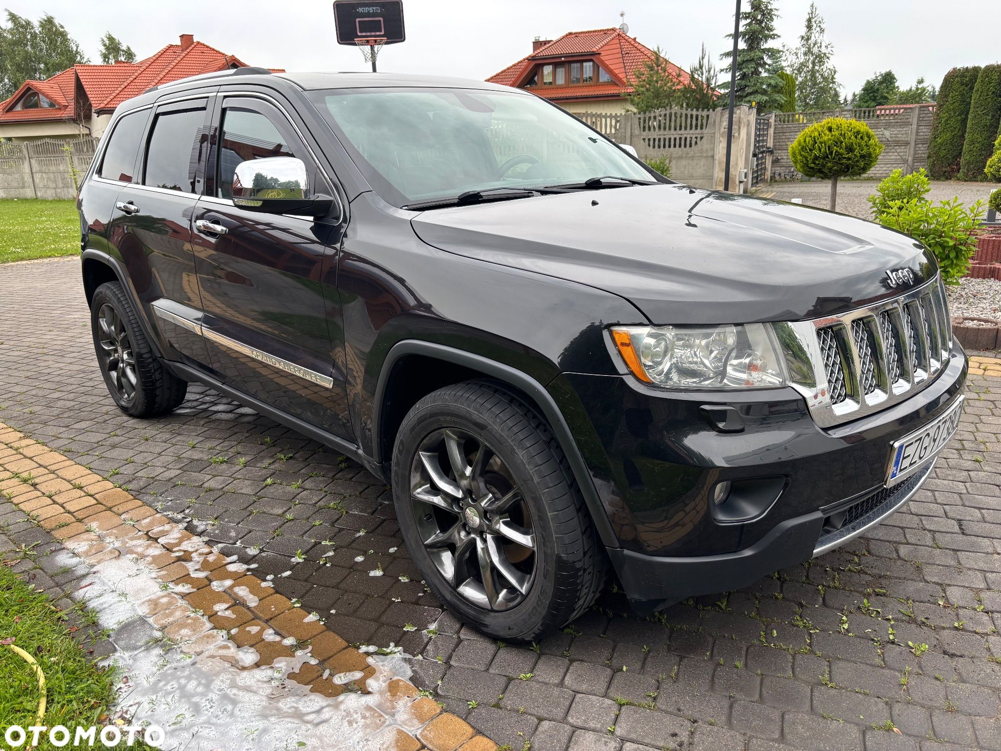 Jeep Grand Cherokee - 1