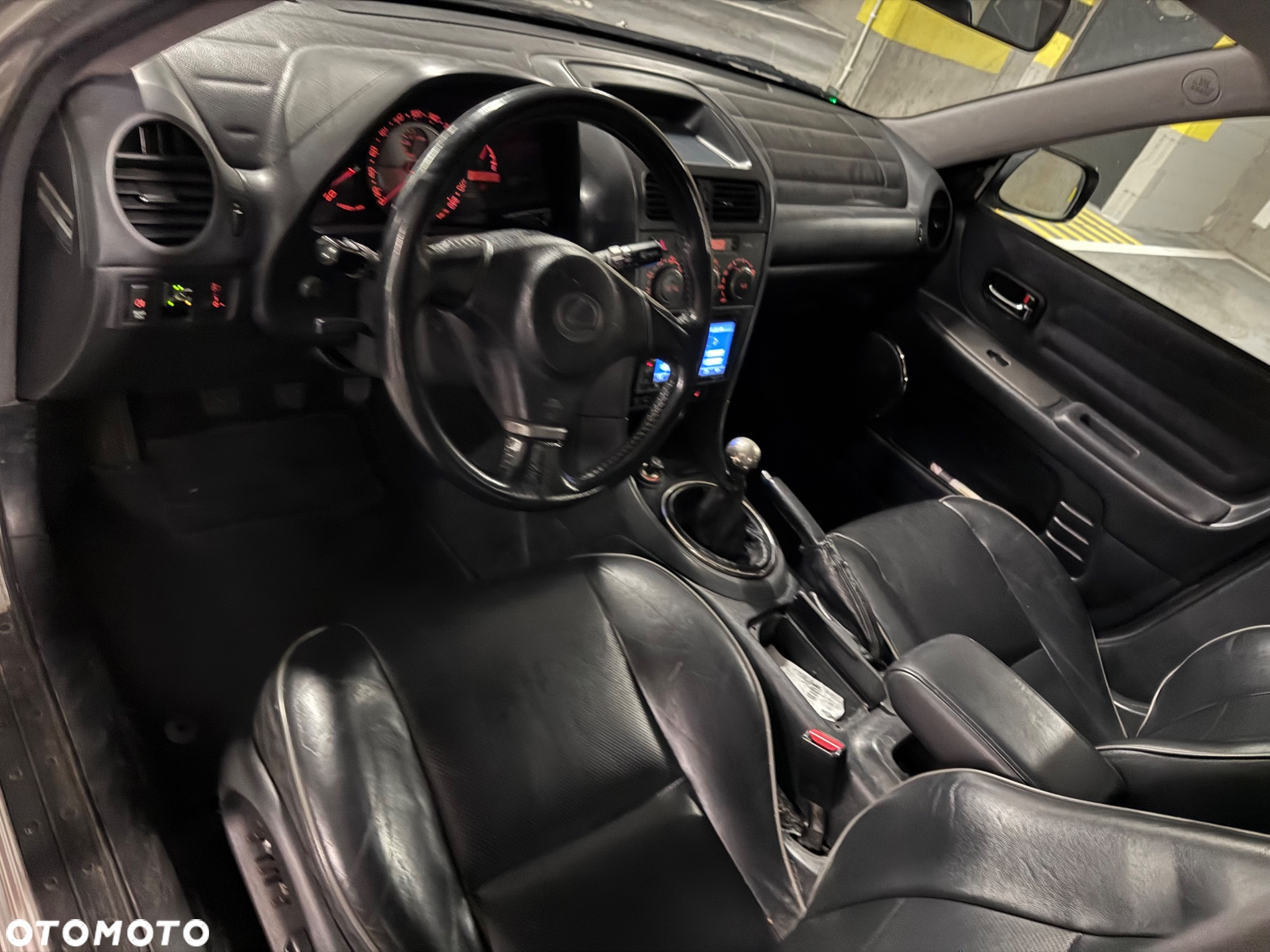 Lexus IS 200 SportCross - 9