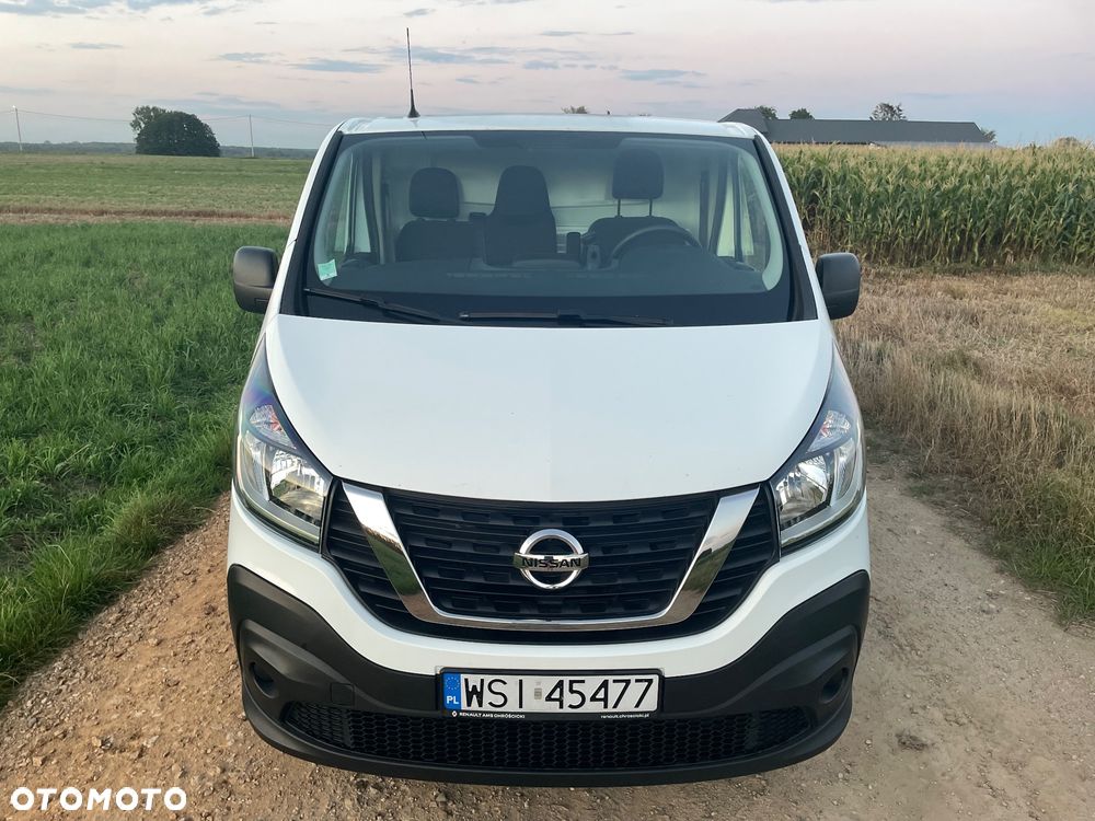 Nissan NV 300 - 2