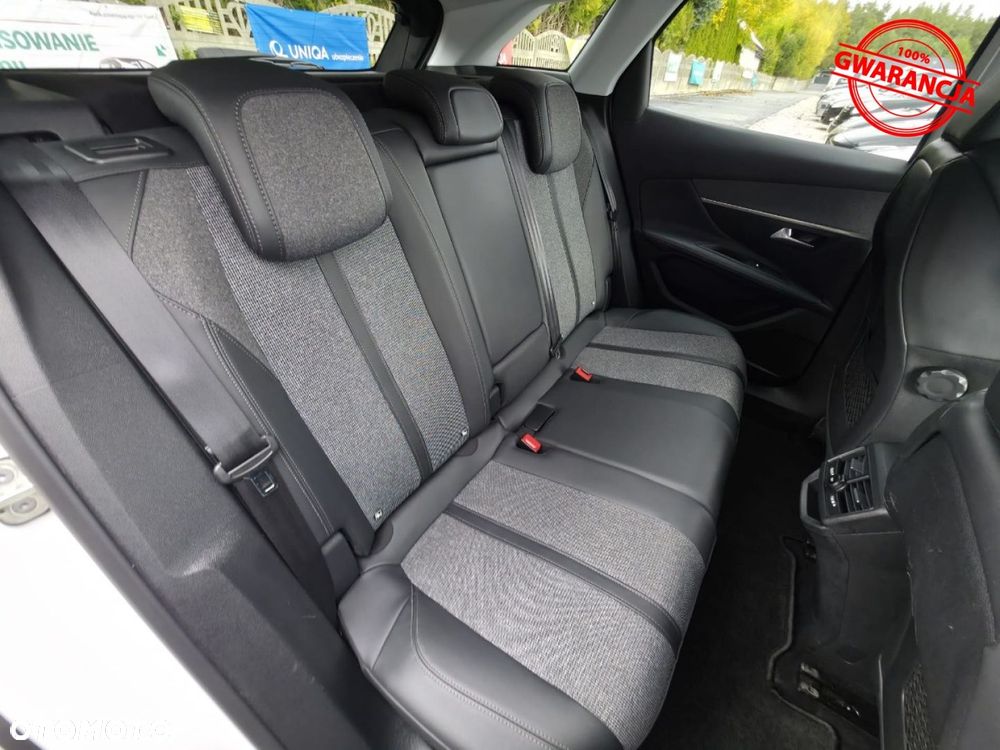 Peugeot 3008 PureTech 130 Stop & Start GPF Allure Pack - 23