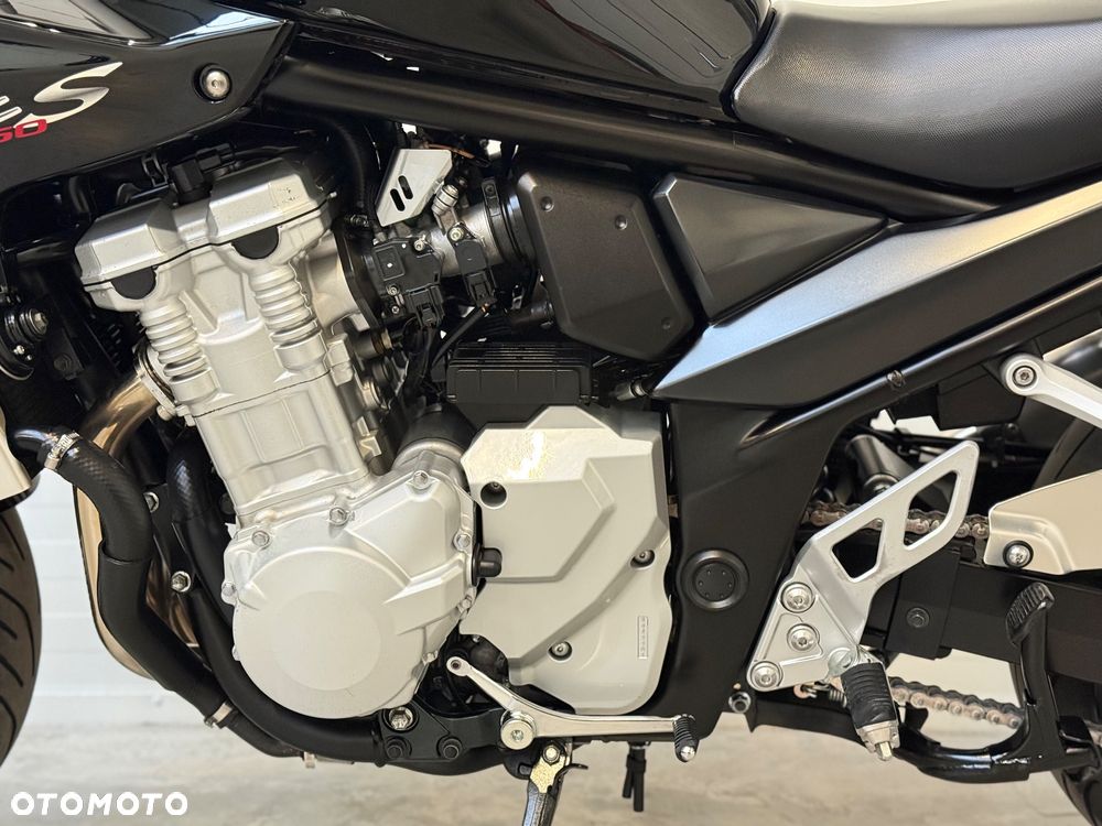 Suzuki Bandit - 31