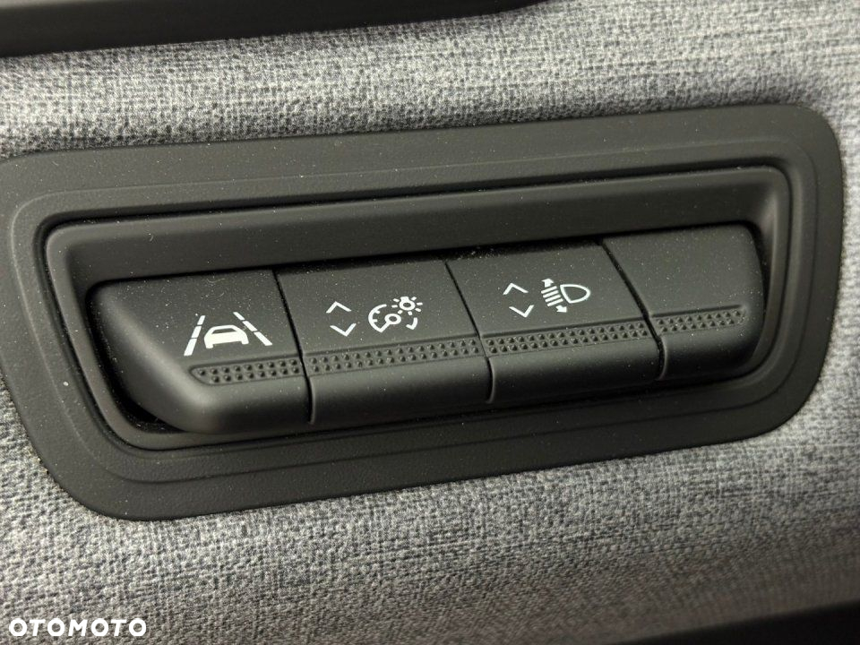 Renault Clio - 11