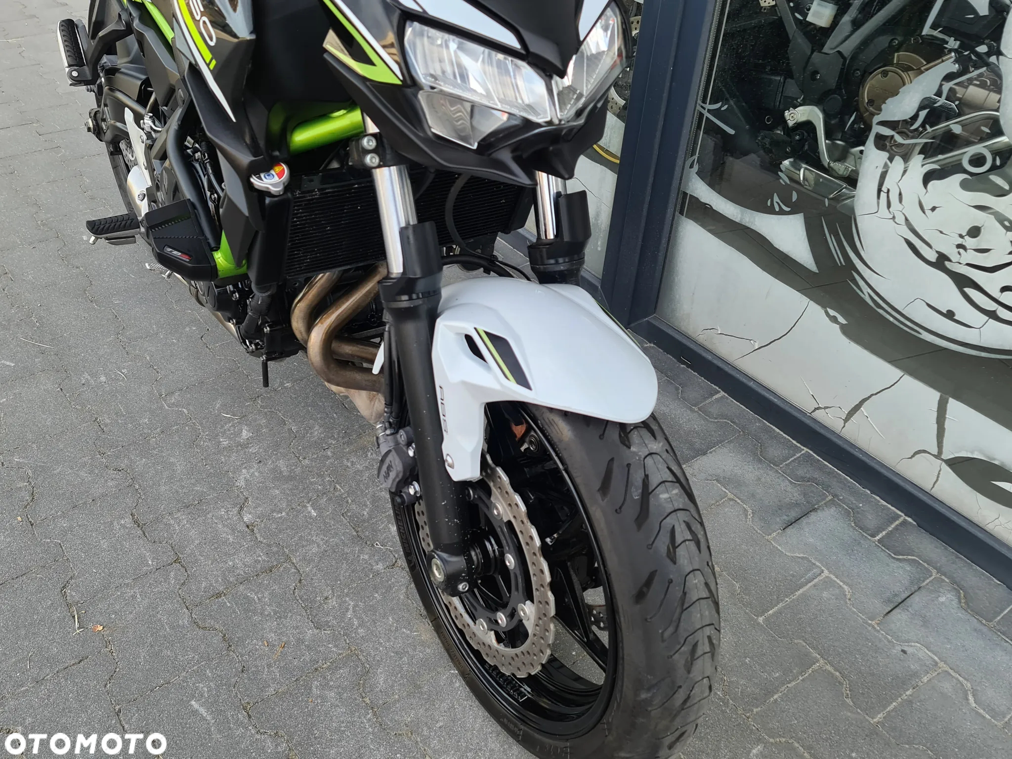 Kawasaki Z 650 - 8
