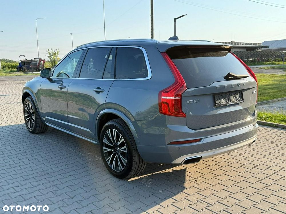 Volvo XC 90 B5 D AWD Geartronic Momentum Pro - 3