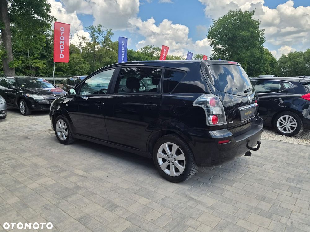 Toyota Corolla Verso 2.2 D-4D Prestige + - 7