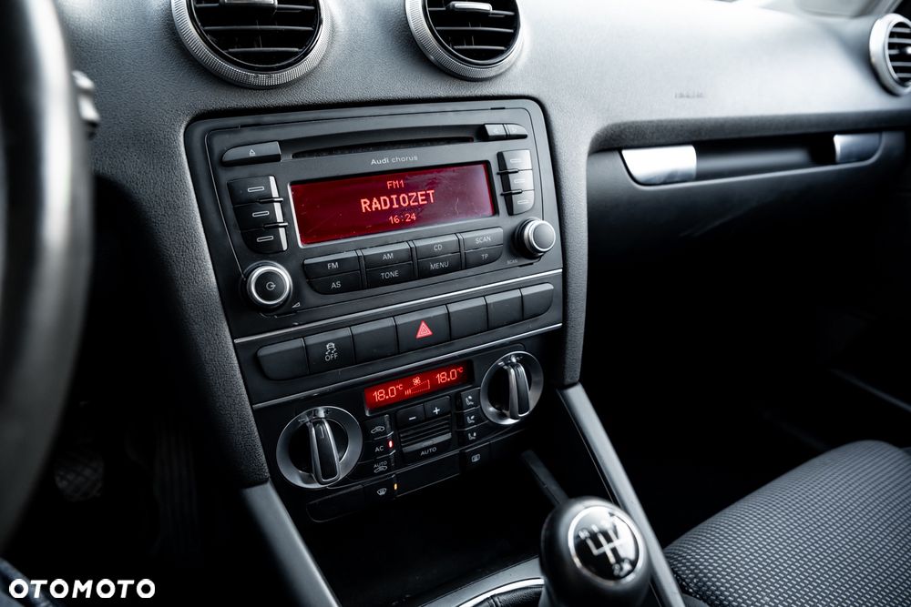 Audi A3 Sportback 1.6 Attraction - 34