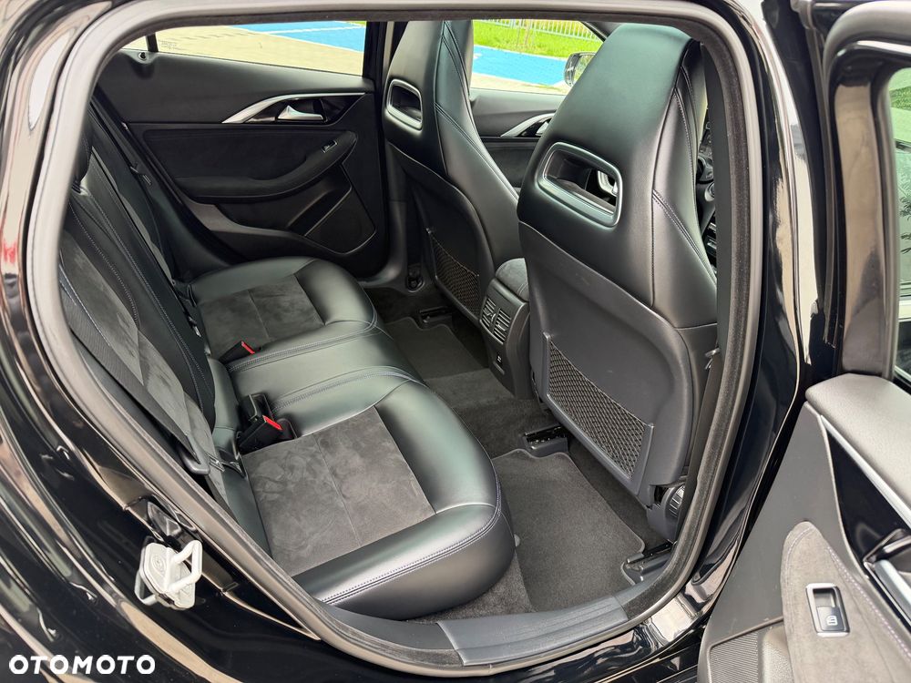 Infiniti Q30 2.0t DCT AWD Sport City Black - 31