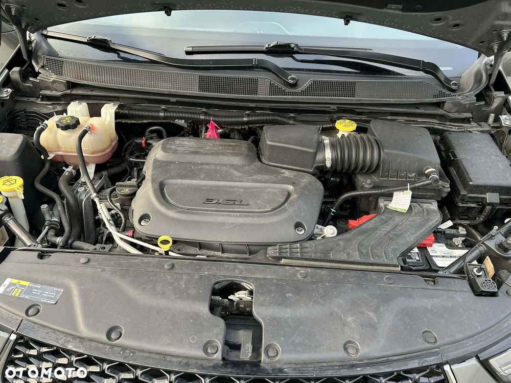 Chrysler Pacifica - 27