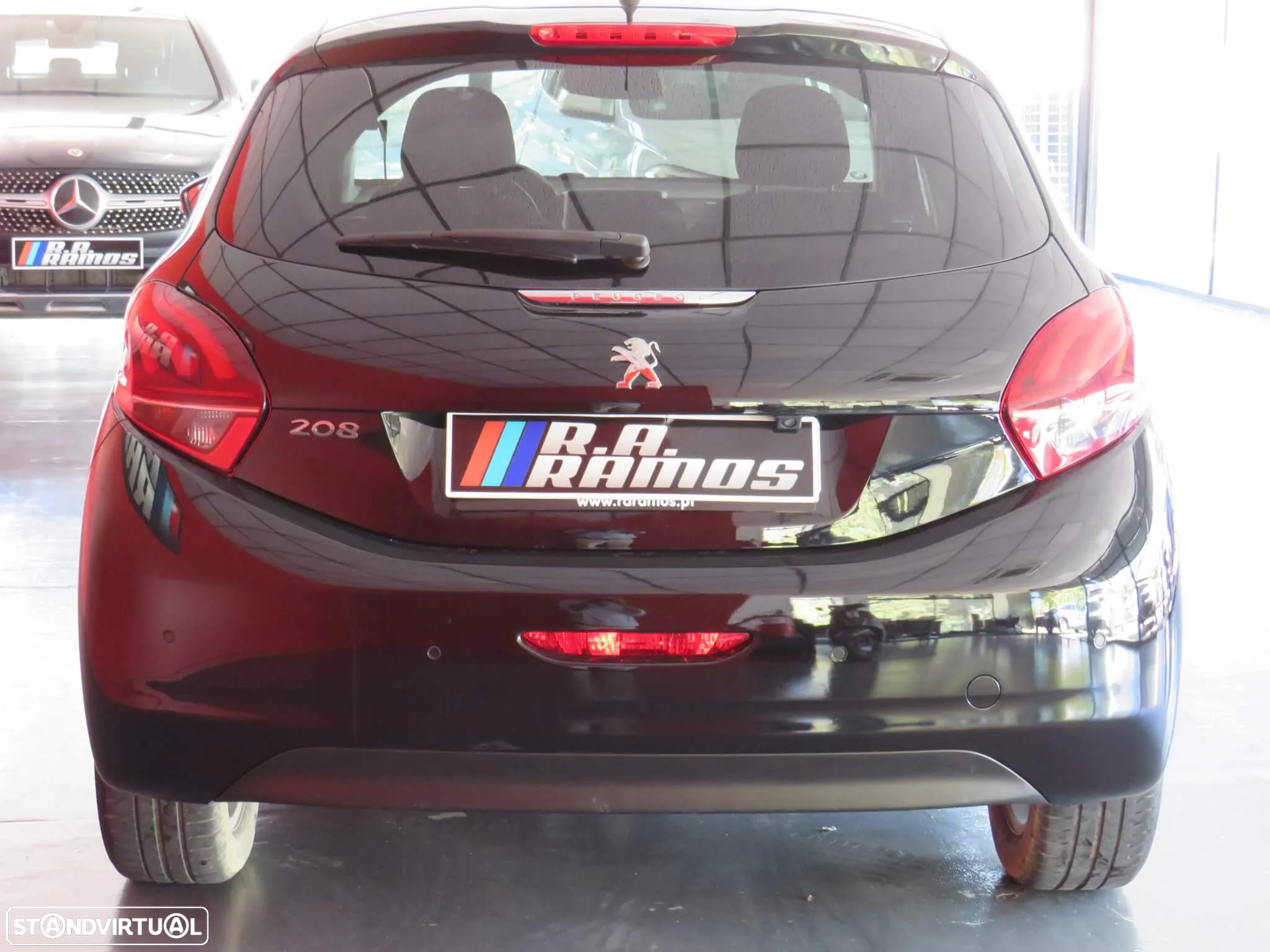 Peugeot 208 1.2 PureTech Allure - 7