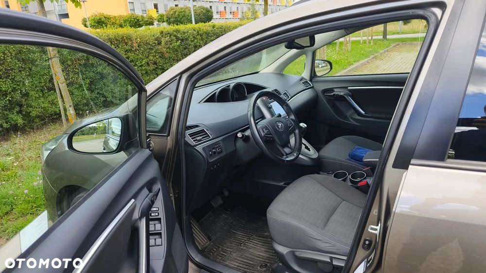 Toyota Verso 1.8 Premium MS 7os EU6 - 7