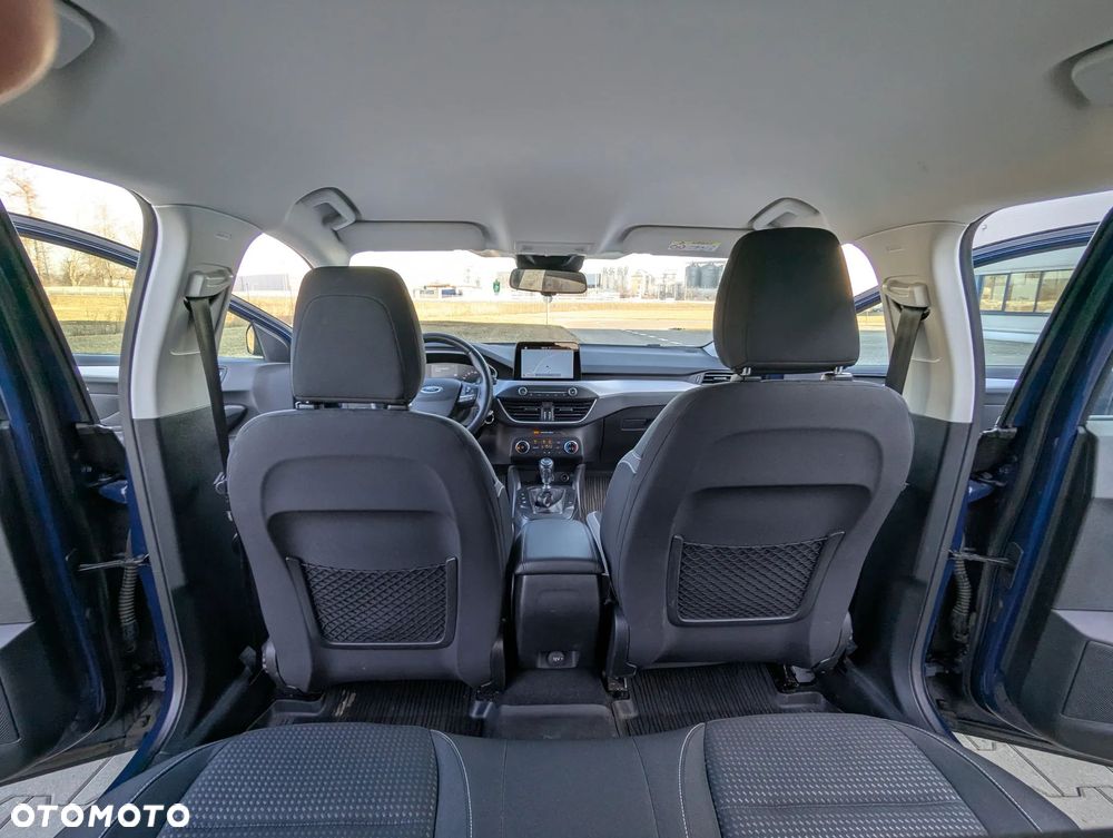 Ford Focus 1.5 EcoBlue Start-Stopp-System COOL&CONNECT - 19