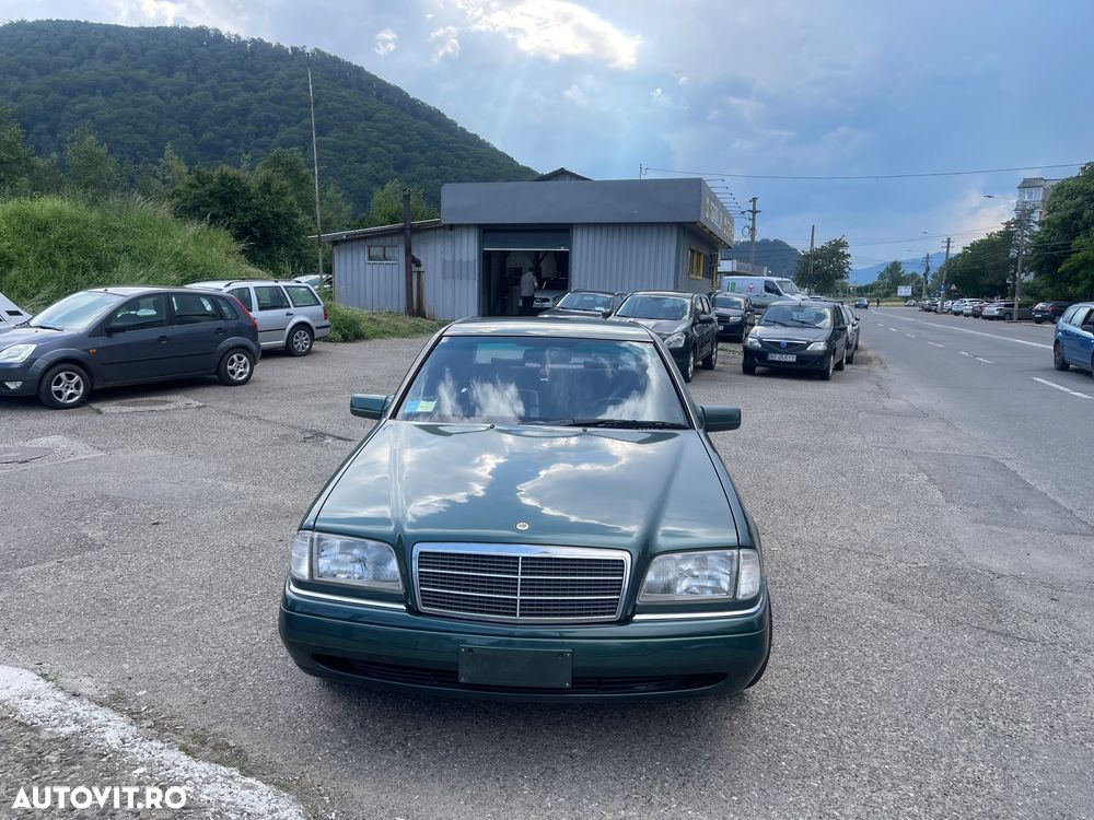 Mercedes-Benz C - 10