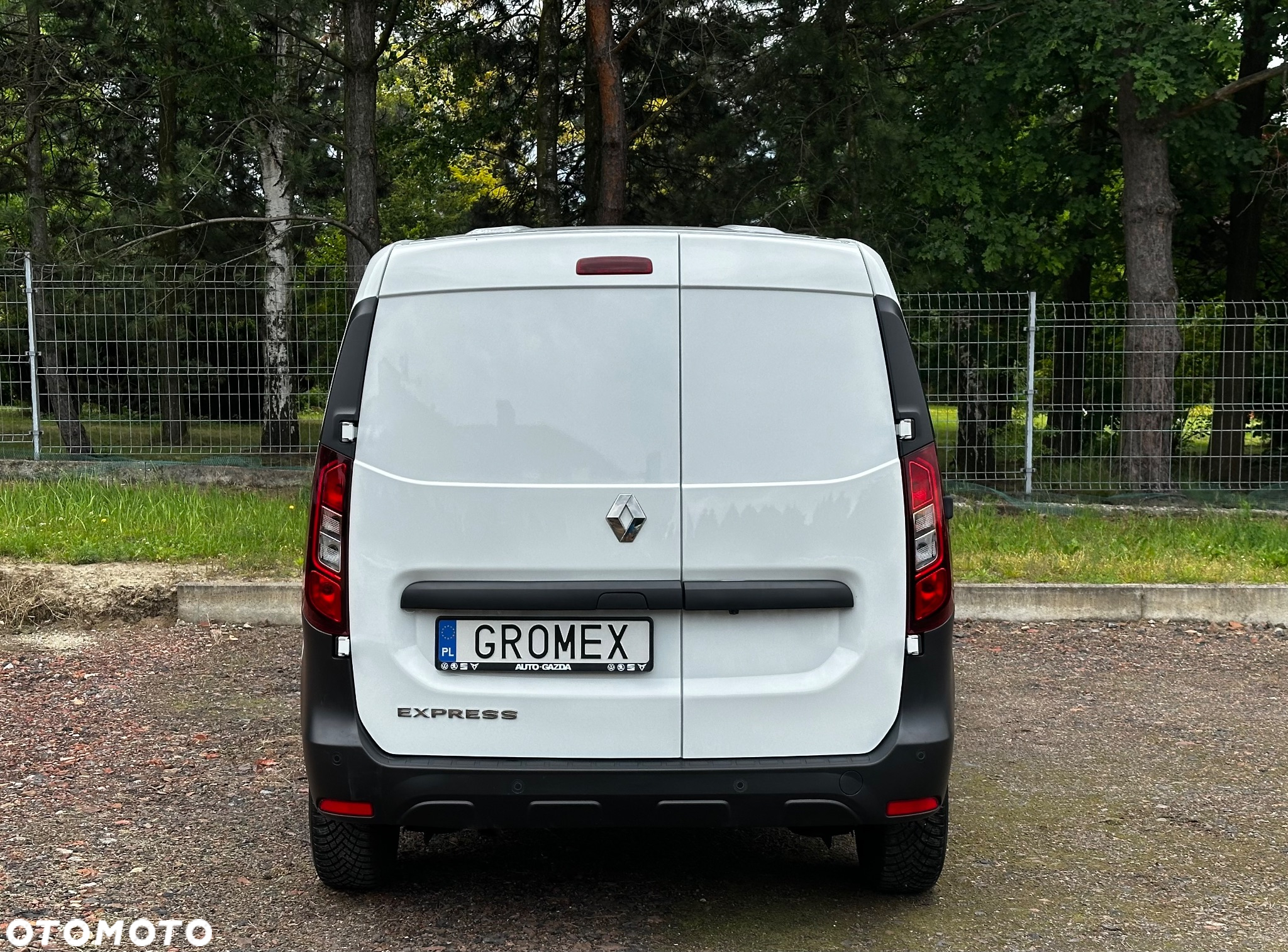 Renault EXPRESS - 7