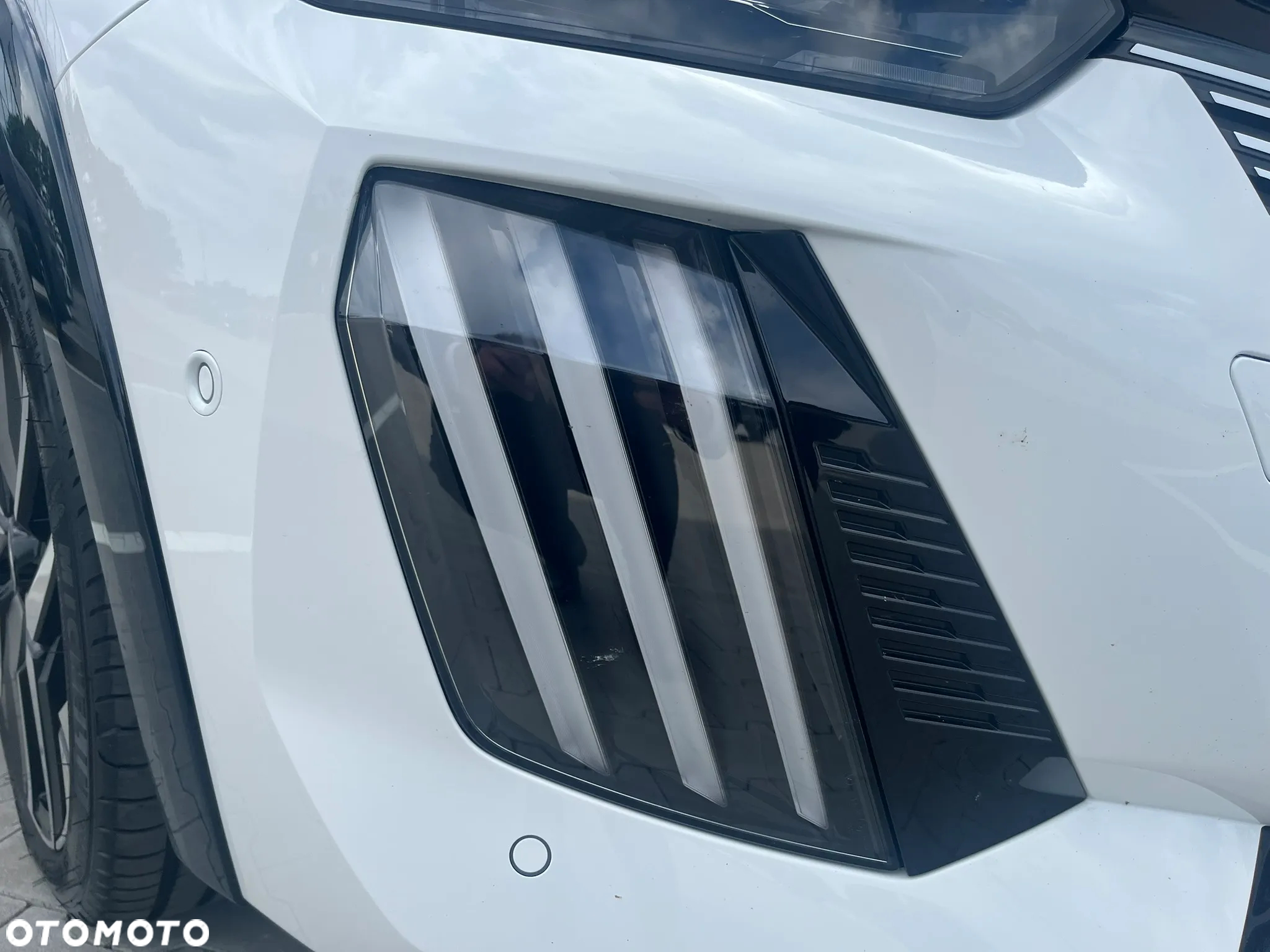 Peugeot 208 1.2 mHEV GT - 10