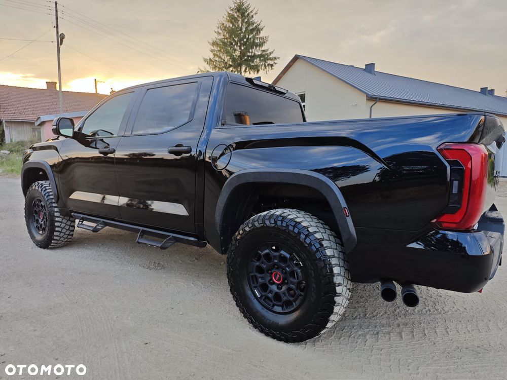 Toyota Tundra - 3