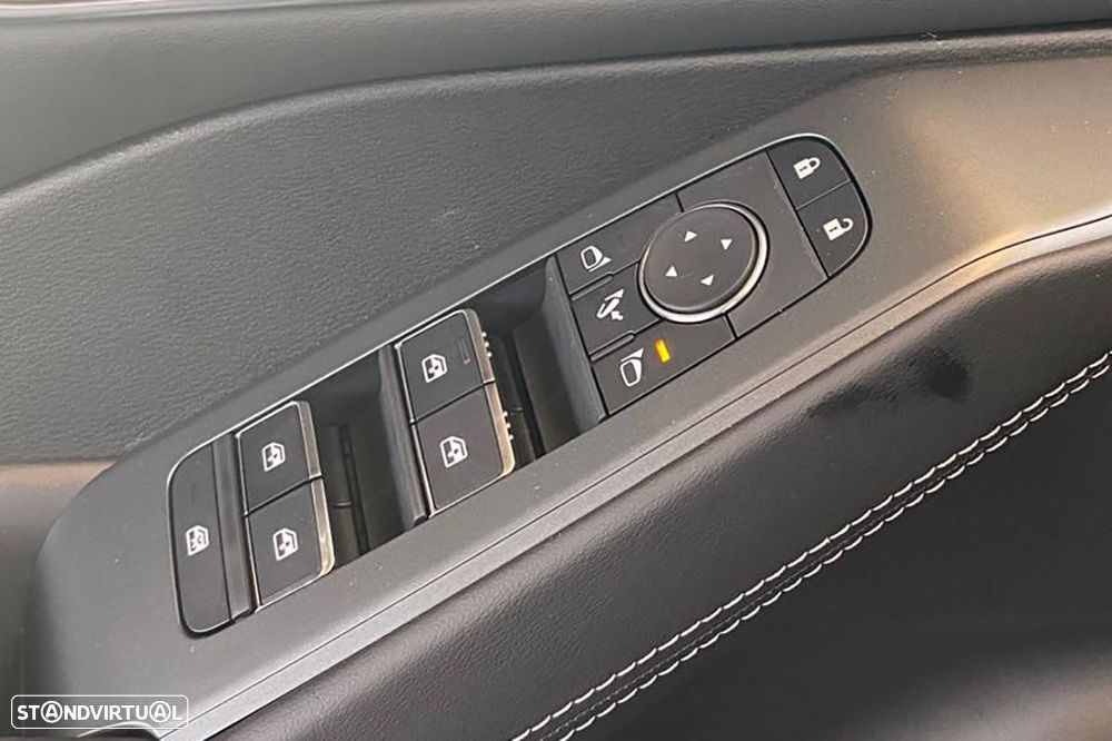 Nissan Qashqai 1.3 DIG-T Evolve + Two Tone Xtronic - 9