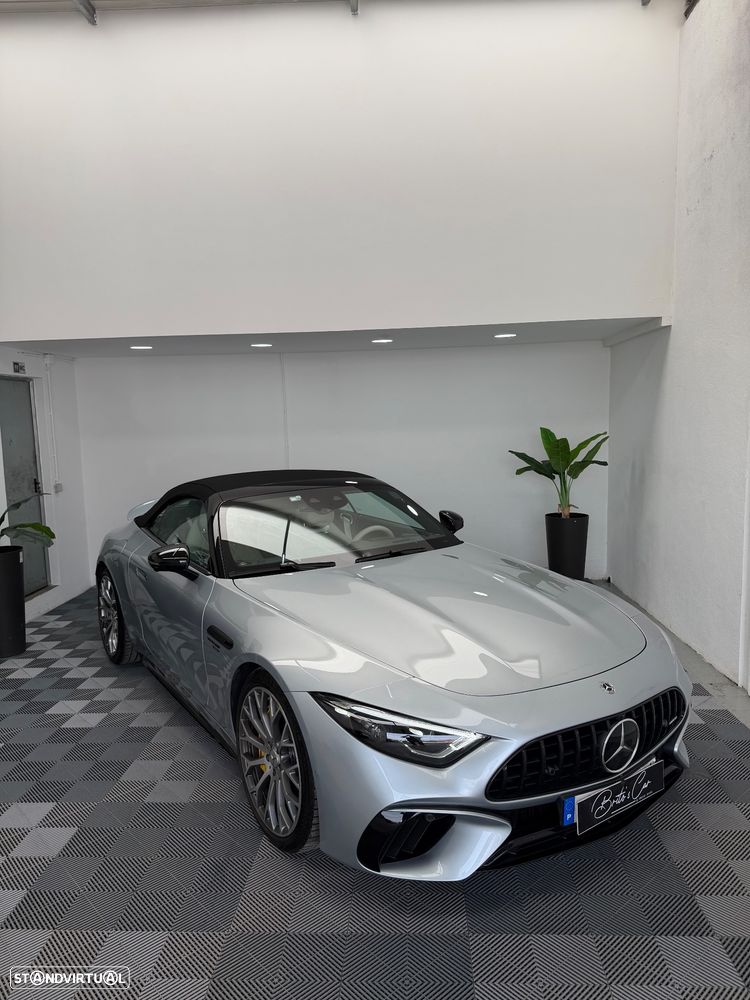 Mercedes-Benz SL 63 AMG 4Matic+ - 32