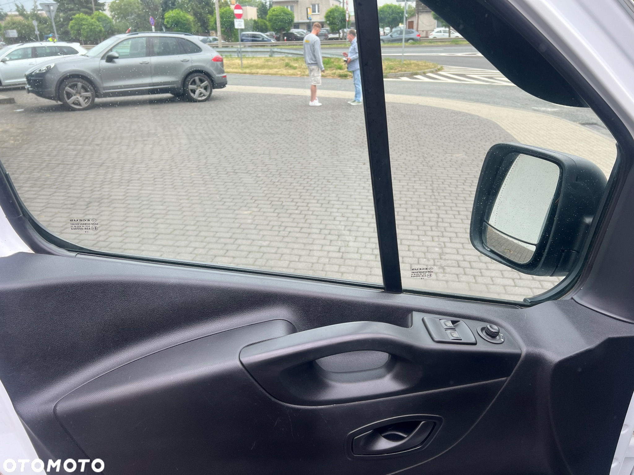Renault TRAFIC L2H1 - 10