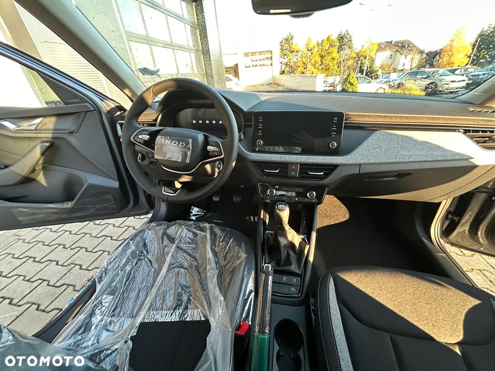 Skoda Kamiq 1.0 TSI Drive - 14