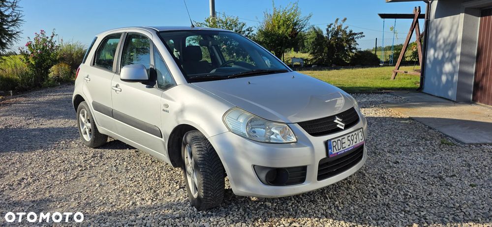 Suzuki SX4 1.9 DDiS DPF 4x2 Comfort - 2