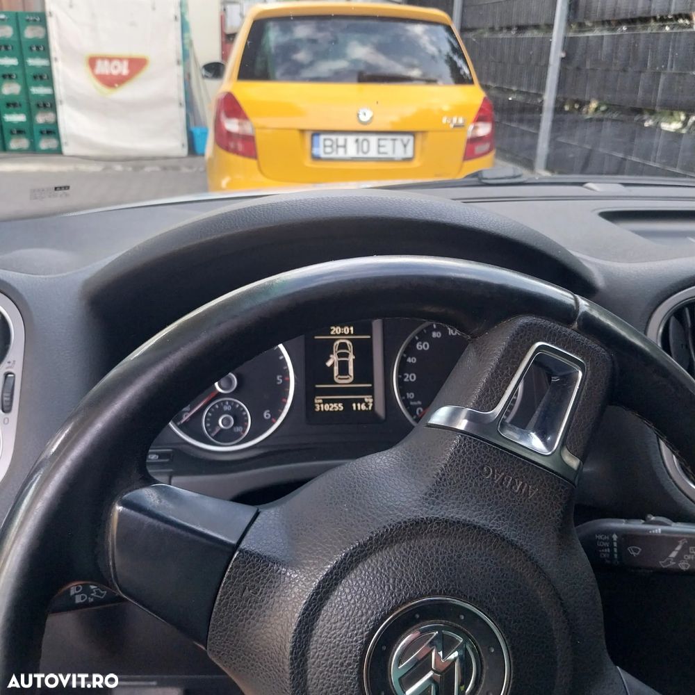 Volkswagen Tiguan - 5