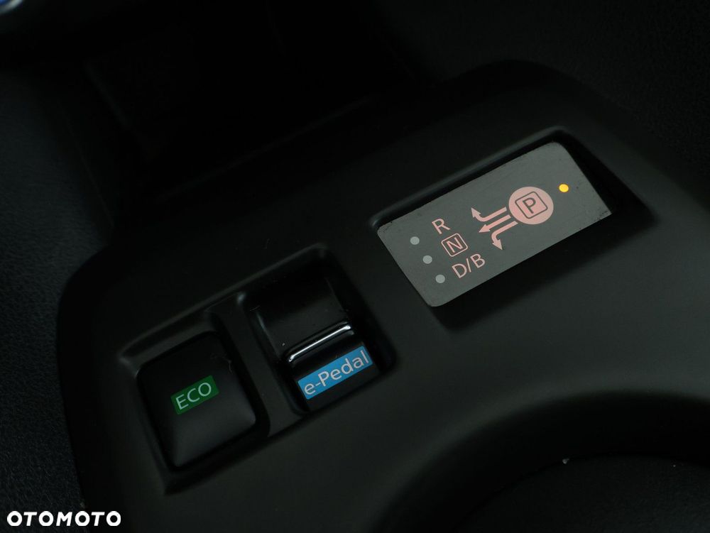 Nissan Leaf - 14
