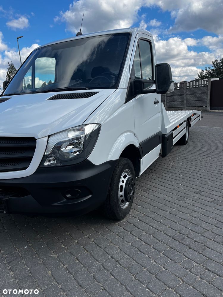 Mercedes-Benz Sprinter - 1