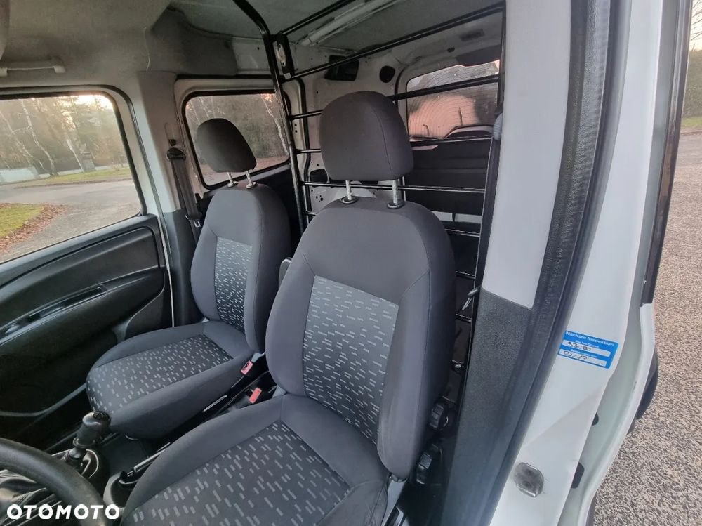 Opel Combo - 10