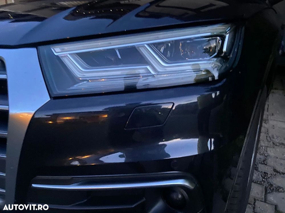 Audi Q5 35 TDI S tronic design - 12