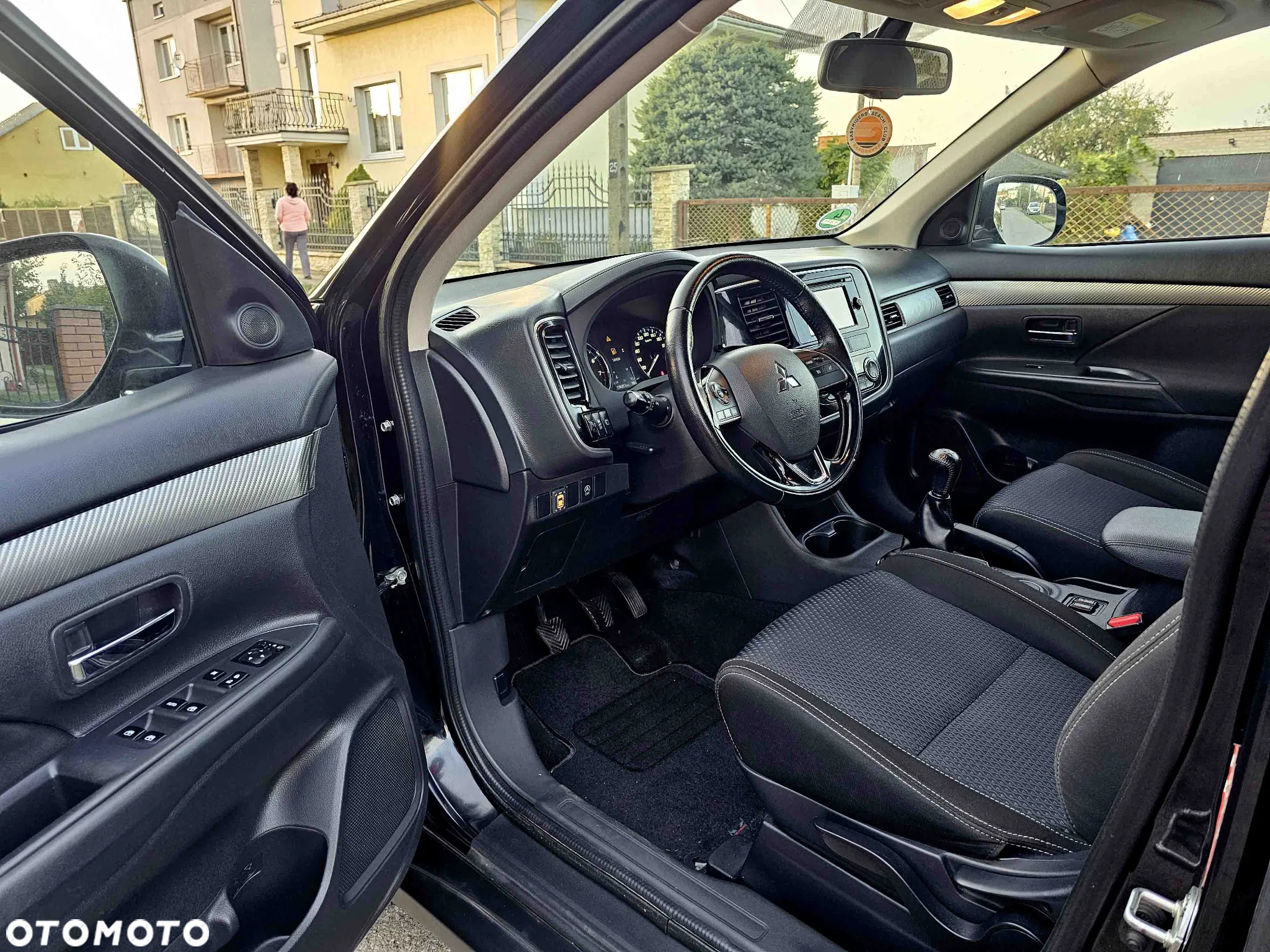 Mitsubishi Outlander 2.0 2WD Diamant - 12