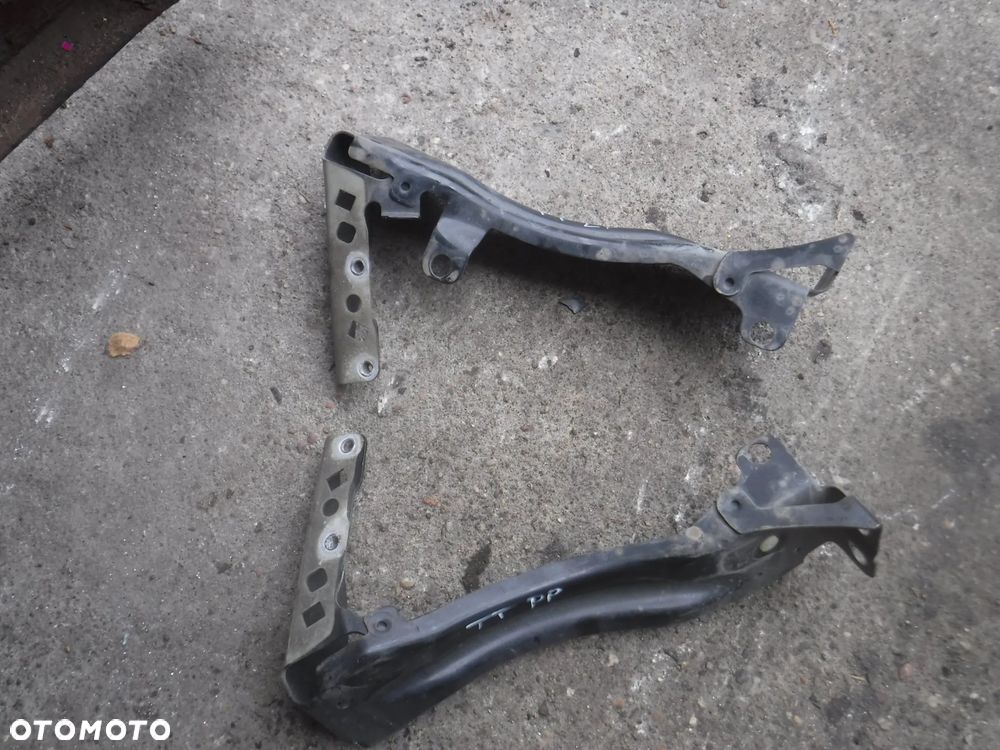 Audi TT 8J cabrio mocowanie blotnika lewe prawe LZ9Y - 1