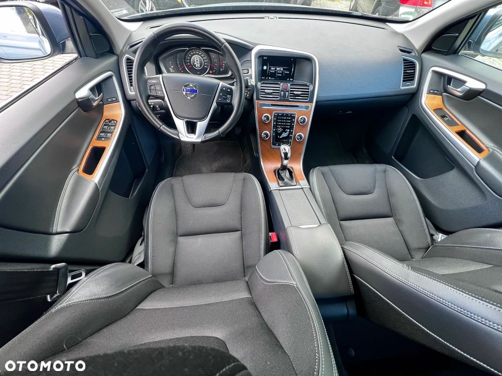Volvo XC 60 D4 AWD Geartronic Summum - 13