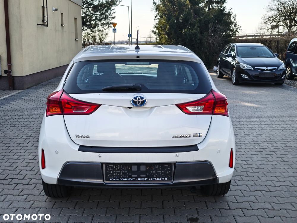 Toyota Auris 1.8 HSD Luna - 6