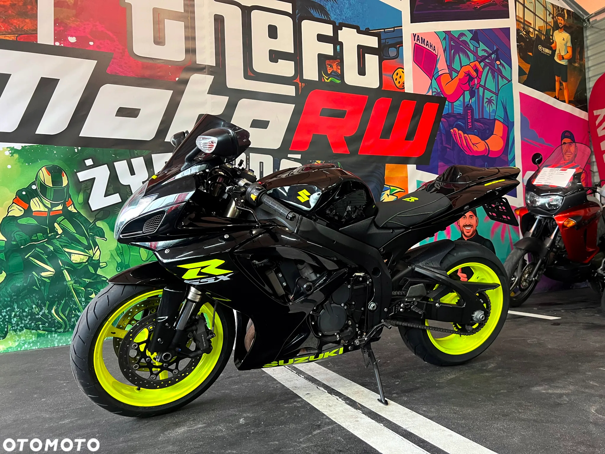 Suzuki GSX-R - 3