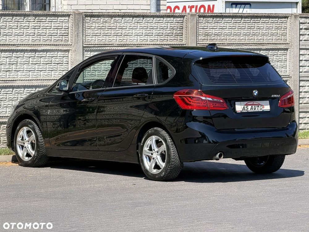 BMW Seria 2 218d - 34