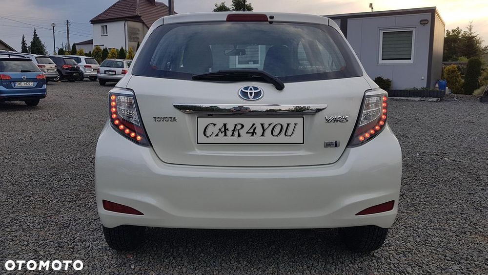 Toyota Yaris 1.5 VVT-i Style Selection - 11