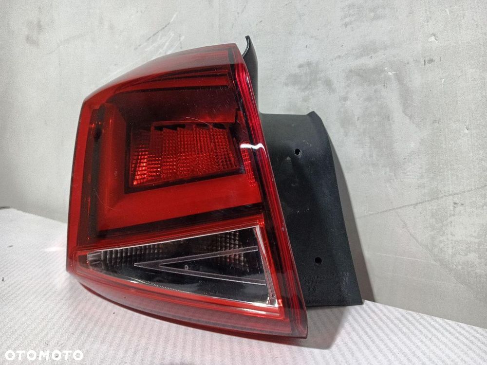 LAMPA TYŁ TYLNA LEWA SEAT ARONA 6F9945207 - 3