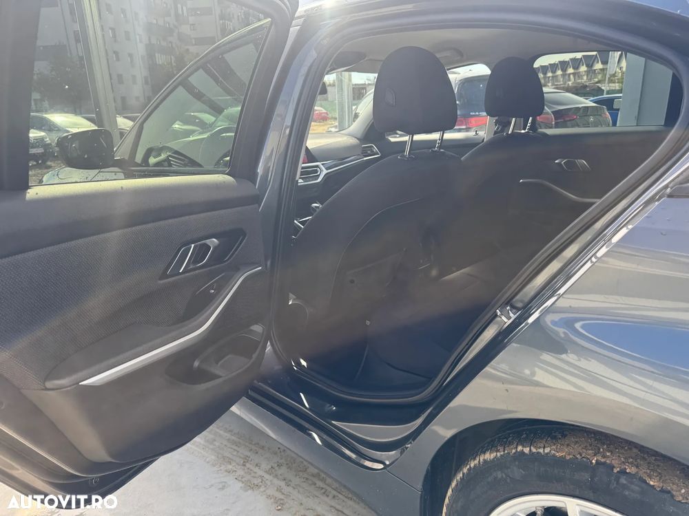 BMW Seria 3 330e AT PHEV - 10