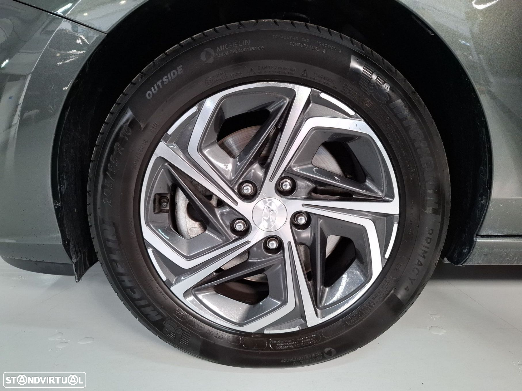Hyundai i30 1.0 T-GDI Style Plus - 24