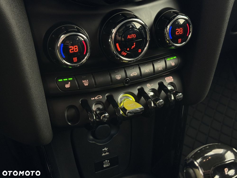 MINI Cooper S - 24