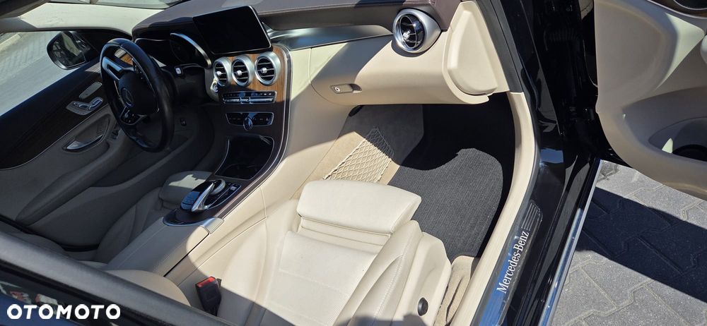 Mercedes-Benz Klasa C 300 e 9G-TRONIC Avantgarde - 13