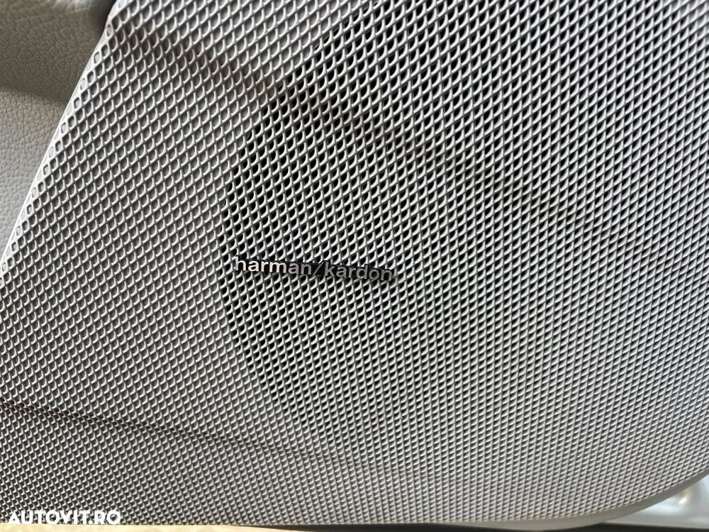 Mercedes-Benz E - 28