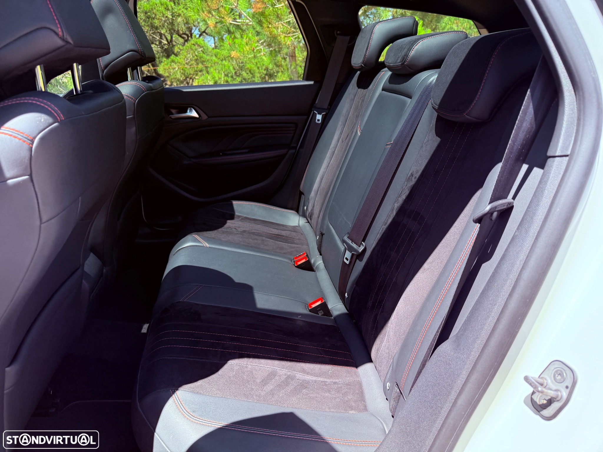 Peugeot 308 SW 1.5 BlueHDi GT Line EAT8 - 17