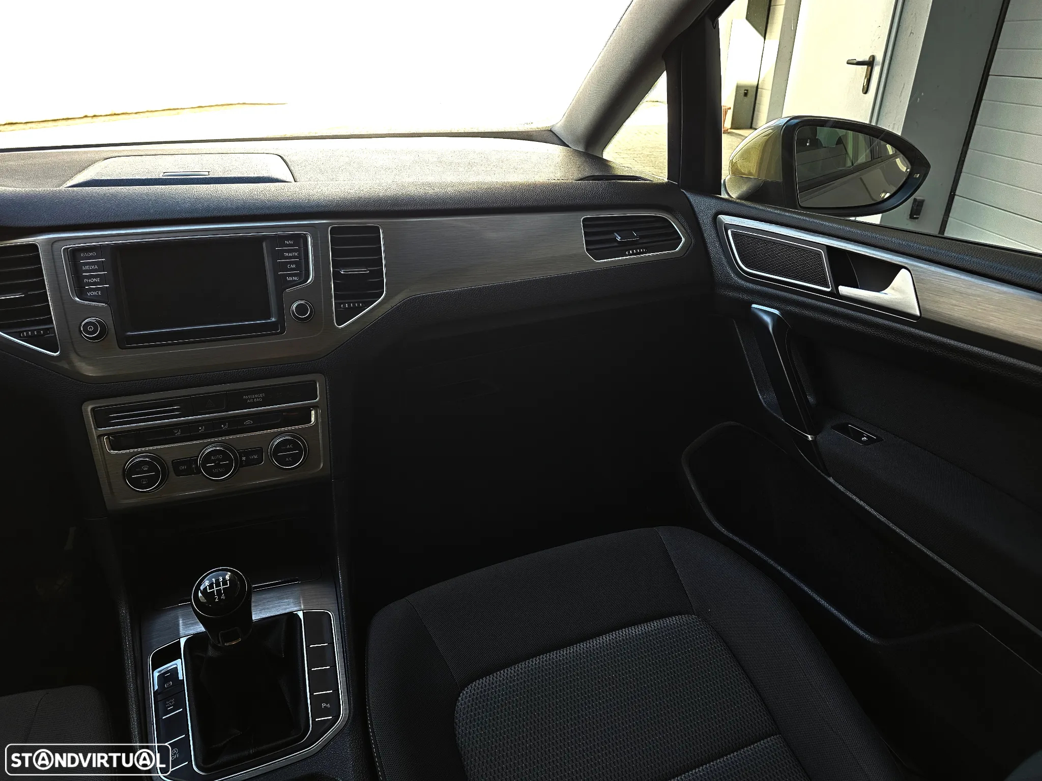 VW Golf 1.6 TDI Highline - 38