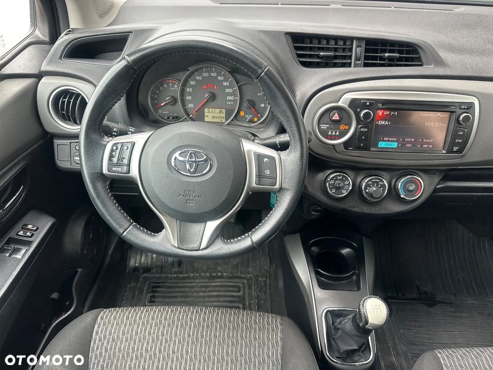 Toyota Yaris 1.0 VVT-i Life - 16
