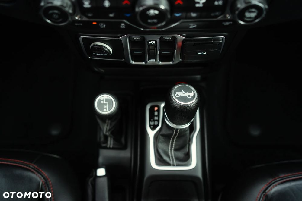Jeep Wrangler - 17