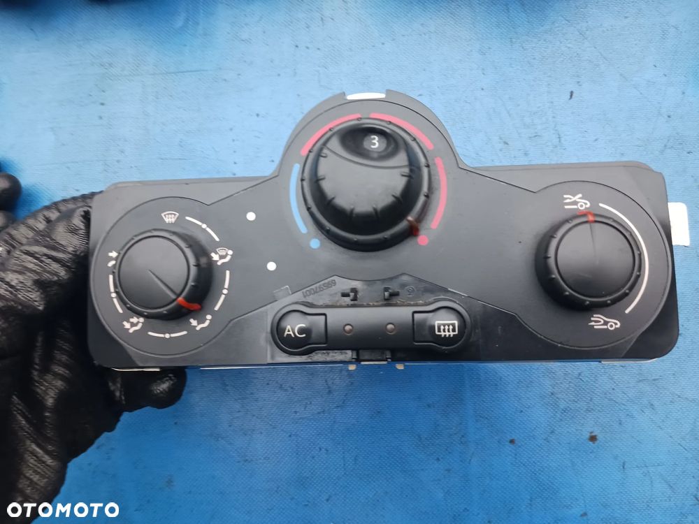 Panel nawiewu klimatyzacji Renault Scenic Megane Clio 3 III Modus Kangoo II Citan nawiewu nadmuchu temperatury regulacja ogrzewania - 1