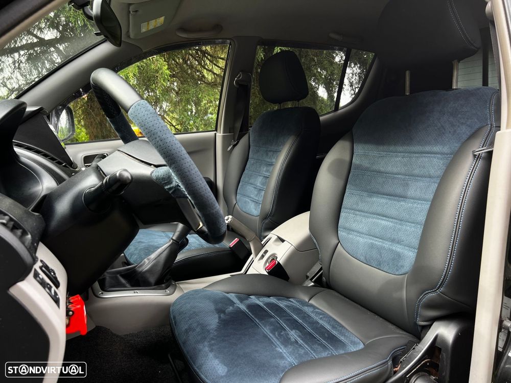 Mitsubishi L200 Pick Up 4x4 Intense Cabine Dupla - 4